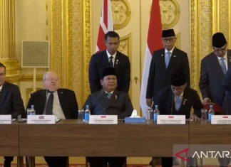 Prabowo Paparkan Visi Pendidikan RI di Hadapan Akademisi Inggris