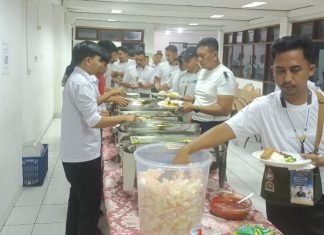 Sarapan Ala Barak, Petugas Haji 2026 Dilatih Disiplin dan Kompak di Pondok Gede