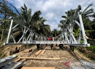 TNI AD Bangun Jembatan Modular Hubungkan Tiga Kecamatan di Aceh Utara