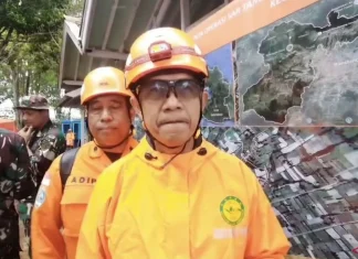 Tim SAR Kerahkan Sembilan Alat Berat Cari 65 Korban Longsor Cisarua