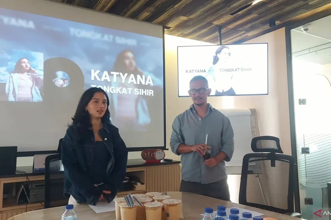 Katyana Mawira rilis lagu Tongkat Sihir dibekali pendidikan vokal