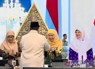Khofifah Nilai Pertemuan Prabowo dengan Ormas Islam Perkuat Harmoni