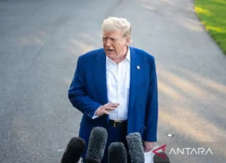 Murka Tarif Dibatalkan MA, Trump Umumkan Tarif Impor Baru 10 Persen