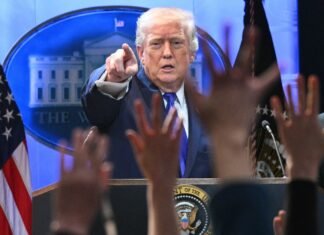 Catatan Abah Dahlan: “Pertunjukan Darurat”