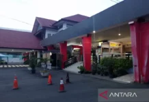 Bupati Rejang Lebong Dibawa ke Jakarta