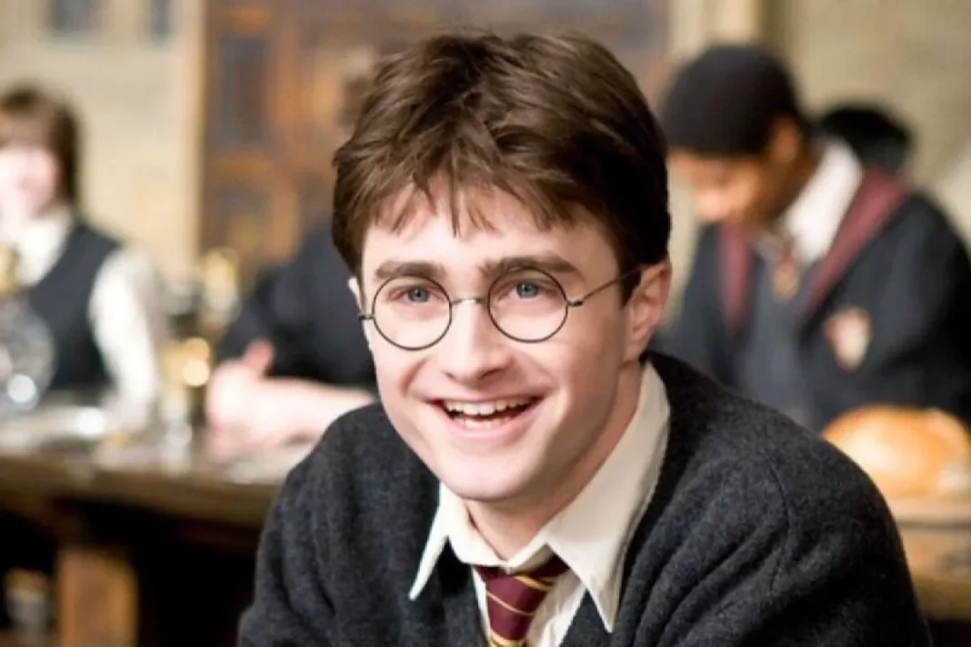 Daniel Radcliffe minta media tak bandingkan pemeran Harry Potter