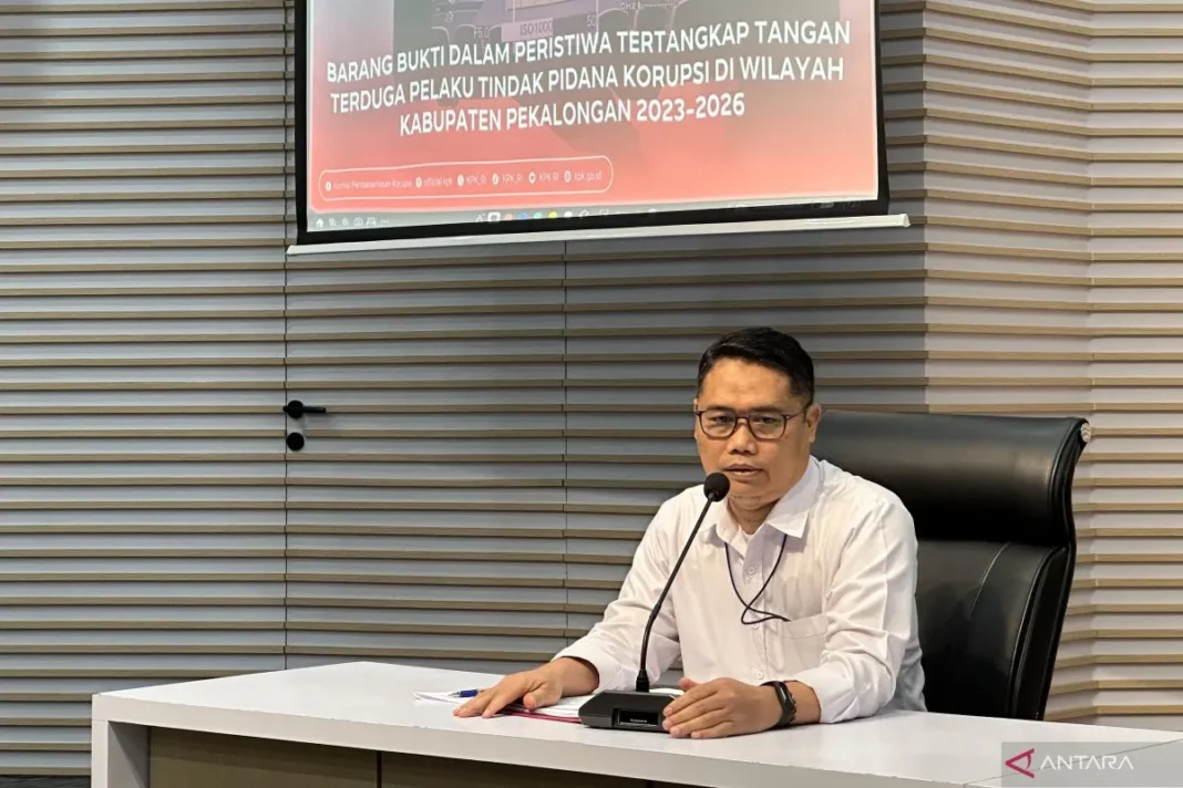 KPK sebut staf Fadia Arafiq selalu dokumentasi di grup bila ambil uang