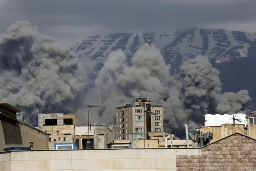 Lebih dari 2.000 lokasi di Iran dibombardir Amerika Serikat dan Israel