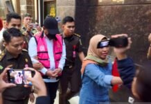 Mantan Pj Gubernur Sulsel Ditahan terkait Kasus Dugaan Korupsi Nanas