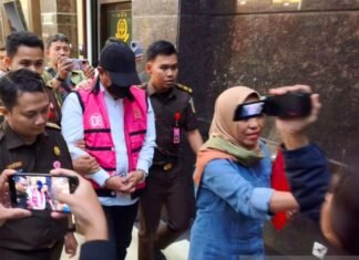 Mantan Pj Gubernur Sulsel Ditahan terkait Kasus Dugaan Korupsi Nanas