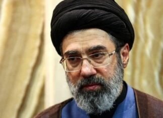 Khamenei: Iran tak Luncurkan Serangan ke Oman dan Turki