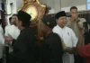 Presiden Prabowo Bersalaman dengan Warga usai Salat Id di Aceh Tamiang