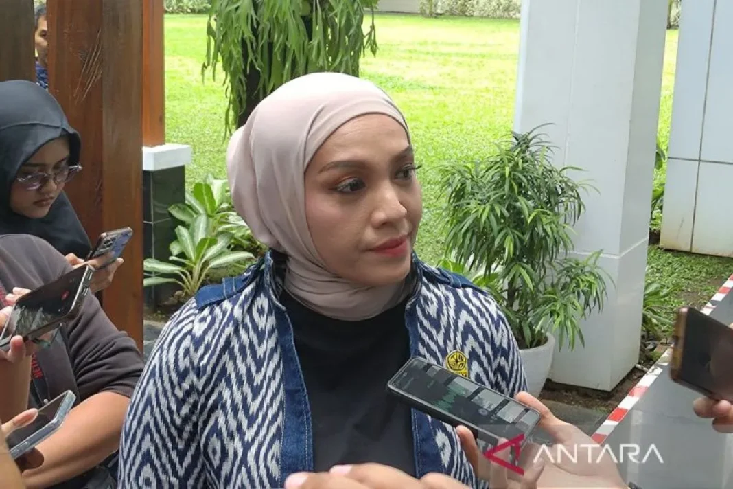 Respons panic buying, ESDM jamin harga BBM tak naik dan stok aman