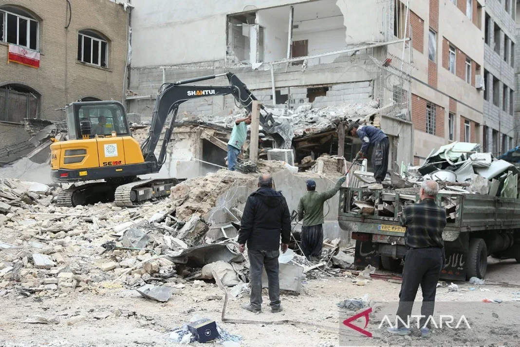 Tajikistan kirim 3.600 ton lebih bantuan kemanusiaan untuk Iran