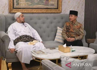 Tak hanya Habib Ali Habsyi, Gibran juga Temui Habib Jindan di Banten