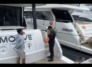 Bea Cukai-DJP Segel Empat Yacht di Pantai Marina