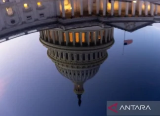 Partai Demokrat AS Pertimbangkan Gugat Trump soal Perang Iran
