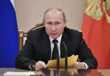 Putin Serukan Pembangunan Dunia Bebas Senjata Nuklir