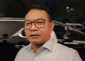 Dudung Abdurachman Bela Teddy, Sebut Pernyataan Amien Rais Fitnah dan Provokatif