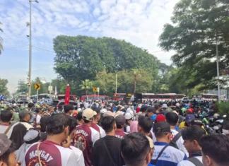 May Day, Ribuan Buruh dari Berbagai Serikat Padati Kawasan Monas