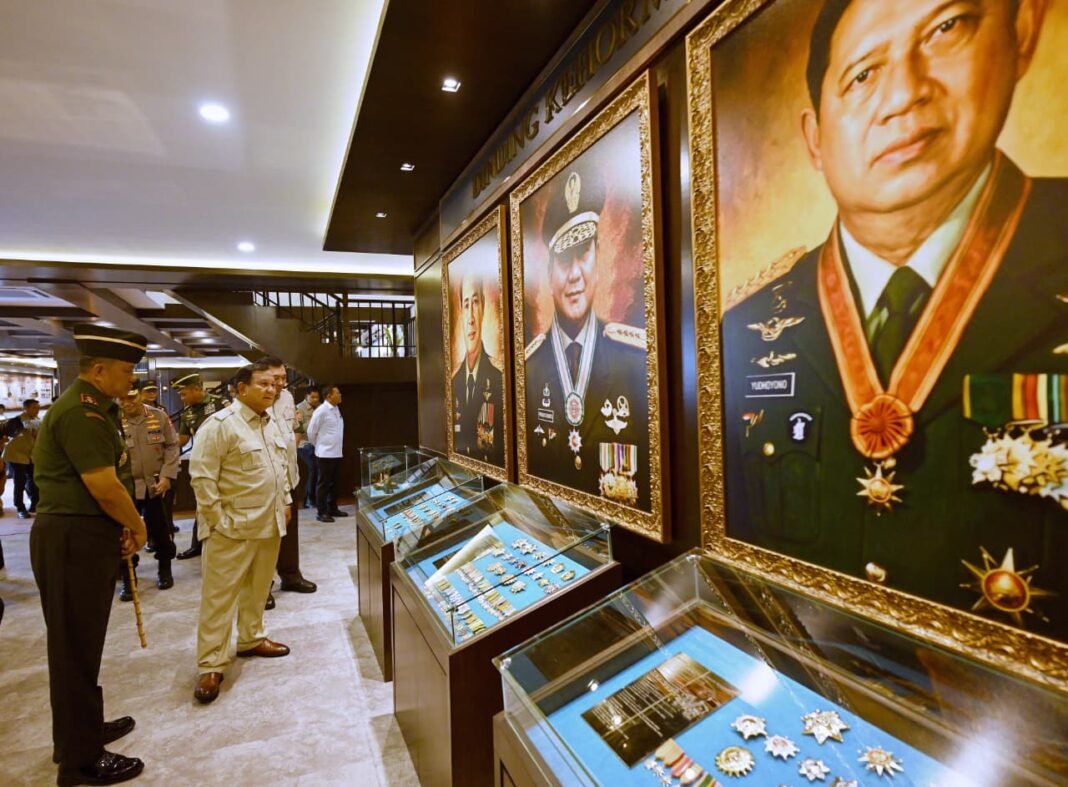 Prabowo Resmikan Renovasi Museum dan Perpustakaan Seskoad di Bandung