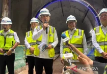 Wapres Gibran Tinjau Progres MRT Fase 2A, Pastikan Beroperasi 2027