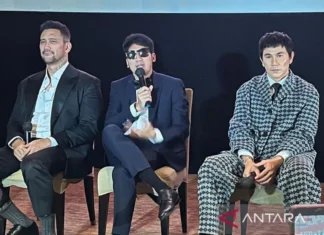 Desta, Vino, dan Tora Berbagi Cerita tentang Film Baru Warkop DKI