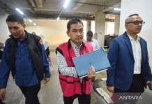 Eks Ketua Ombudsman Didakwa Terima Suap Rp4,8M dari Perusahaan Tambang