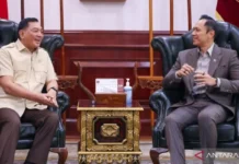 Menhan Sjafrie Bahas Pengamanan Wilayah Udara dengan Menko AHY