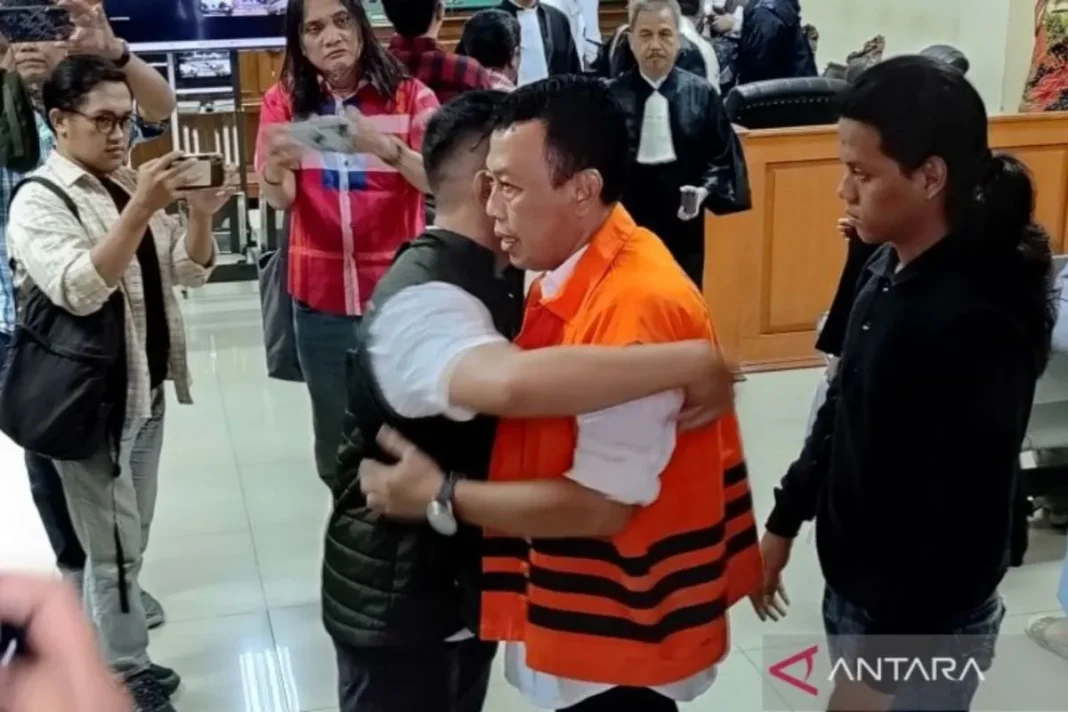 Bupati Ponorogo nonaktif Sugiri Sancoko dituntut 7 tahun penjara