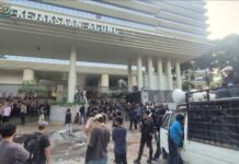 Febrie Adriansyah Belum Ditahan Meski Tersangka, Desakan ke Kejagung Kian Menggema