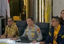 Mengapa Foto Keluarga Febrie Adriansyah Jadi Barang Bukti Tapi Tak Ditampilkan?