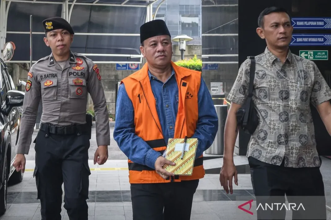 KPK dalami penukaran uang rupiah menjadi dolar Singapura untuk Menhut