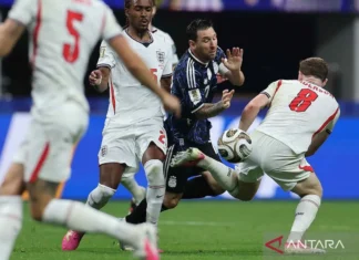 Kalah di Semifinal, Suporter Inggris Puji Lionel Messi