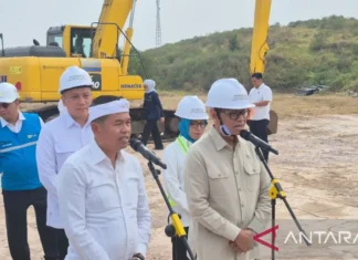 Pemprov Jabar Targetkan seluruh Warga Nikmati Akses Listrik pada 2027