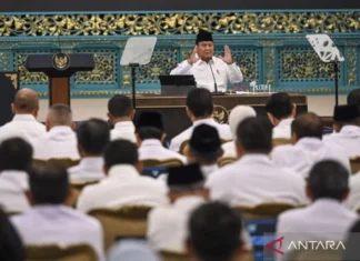 Prabowo Minta Menteri tak boleh Gentar Hadapi Persoalan Bangsa