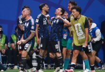Tumbangkan Inggris 2-1, Argentina Segel Kemenangan Dramatis di Laga Sengit