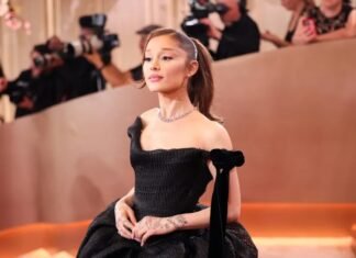 “Petal” Milik Ariana Grande Masuk Daftar Nomor 1 Billboard 200