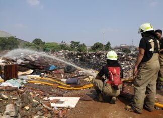 Lapak Sampah yang Terbakar di Kramat Jati Beroperasi Ilegal, Pelaku Bakal Disanksi Tegas
