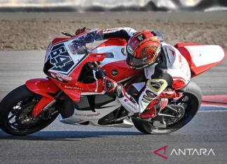 Mario Suryo Aji Finis ke-22 di Moto2 GP Inggris 2026