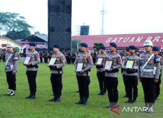 Narkoba hingga Desersi, 10 Personel Brimob Sumut Dipecat