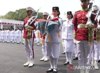 Paskibraka “Indonesia Berdaulat” Sukses Kibarkan Merah Putih di Istana
