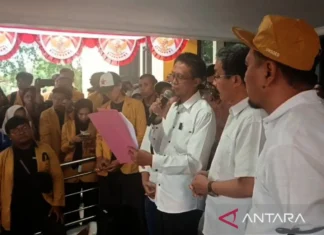 Plt Rektor: KPK Ambil sekitar 60 Barang Bukti di Rektorat Unsoed