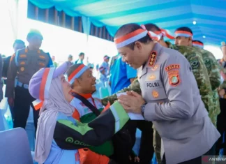 Polda Metro-Kodam Jaya Beri Layanan Kesehatan 1.876 Warga di Monas