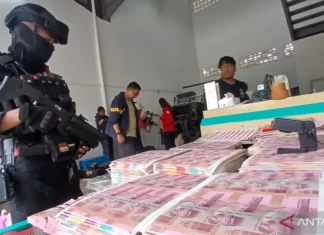 Polda Metro Bongkar Pabrik Uang Palsu di Tangsel, Empat Pelaku Dibekuk