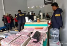 Polisi Buru Aktor lain Pembuatan Uang Palsu di Tangsel