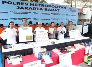Polisi Ringkus 11 Orang Sindikat Produsen dan Pengedar Uang Palsu