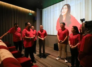 Rano Karno Resmikan Bioskop Jaksinema di Rusun Pasar Rumput