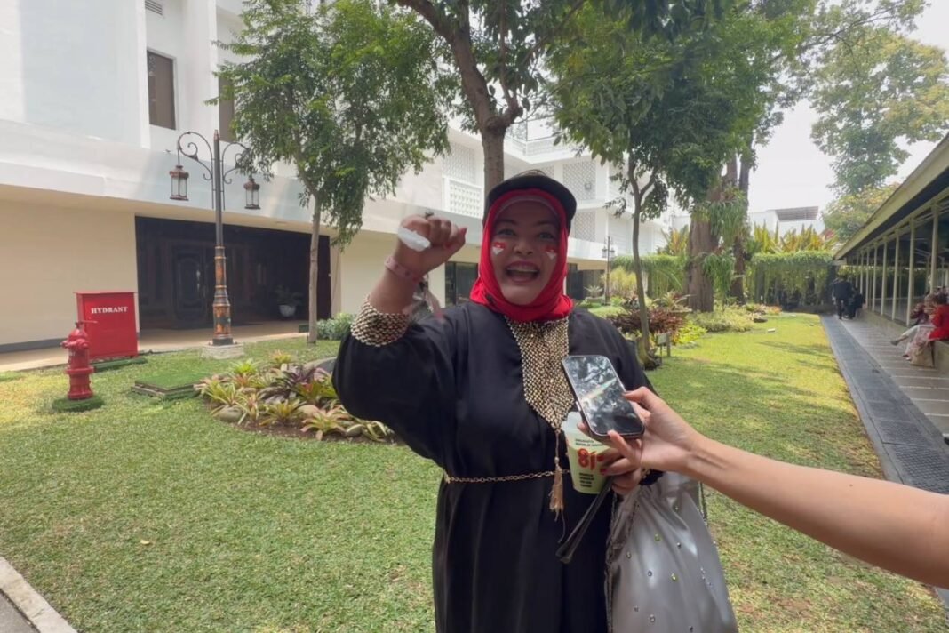 Tangis Haru Warga Bengkulu Lihat Prabowo di Istana Indonesia Makin Maju, Bangga Jadi WNI
