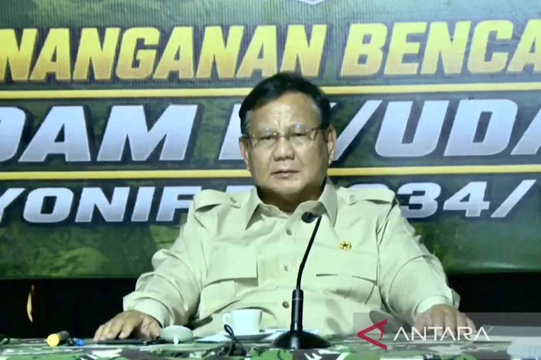 Tiba di NTT, Prabowo langsung pimpin rapat penanganan dampak bencana